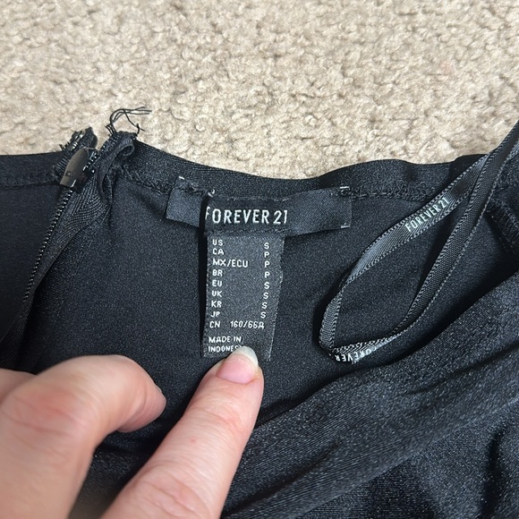 Forever 21 jumpsuit size small - Picture 2 of 4